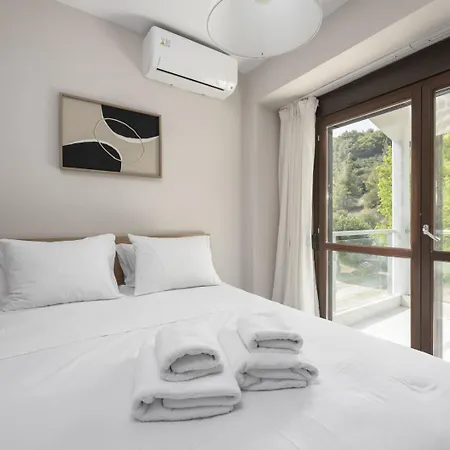 Azapiko Meggy Summer By Luxlikehome Villa