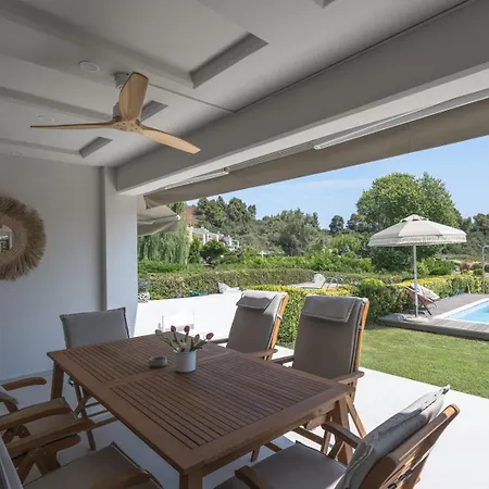 Villa Azapiko Meggy Summer By Luxlikehome Ladhokopana