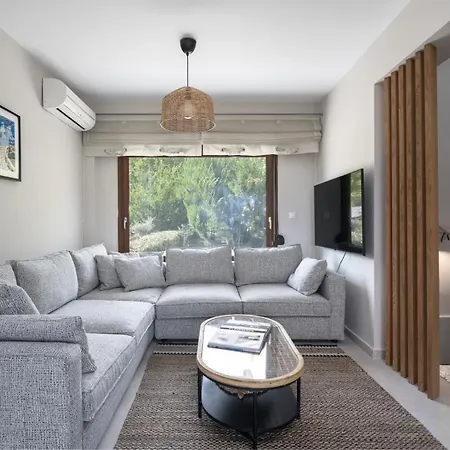 Azapiko Meggy Summer By Luxlikehome Villa *