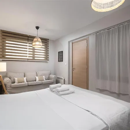 Villa Azapiko Meggy Summer By Luxlikehome Ladhokopana