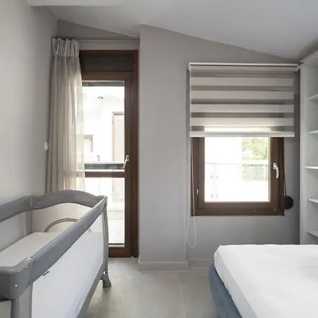 Azapiko Meggy Summer By Luxlikehome Villa Ladhokopana