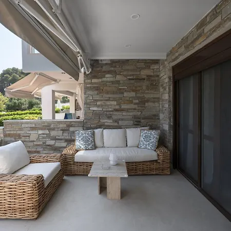 Azapiko Meggy Summer By Luxlikehome Villa